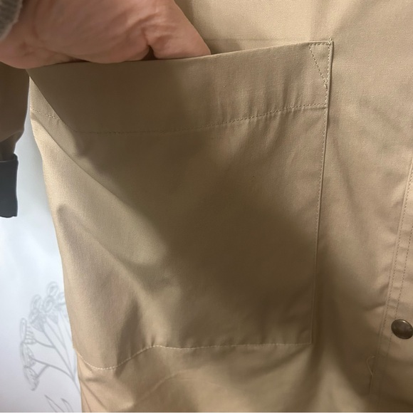 Vintage women’s Botany Bay, black and khaki reversible long raincoat. - Picture 9 of 9